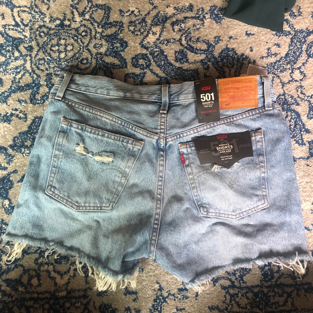 Levi’s 501 Shorts- High Rise